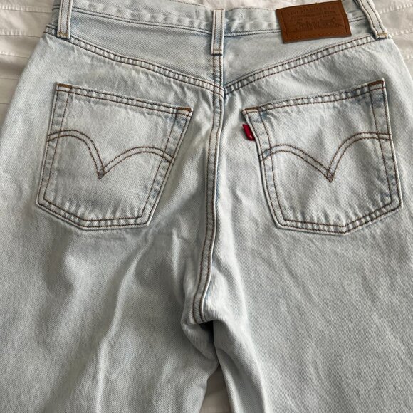 Levi's Ribcage Straight Jeans 26W - Picture 8 of 8